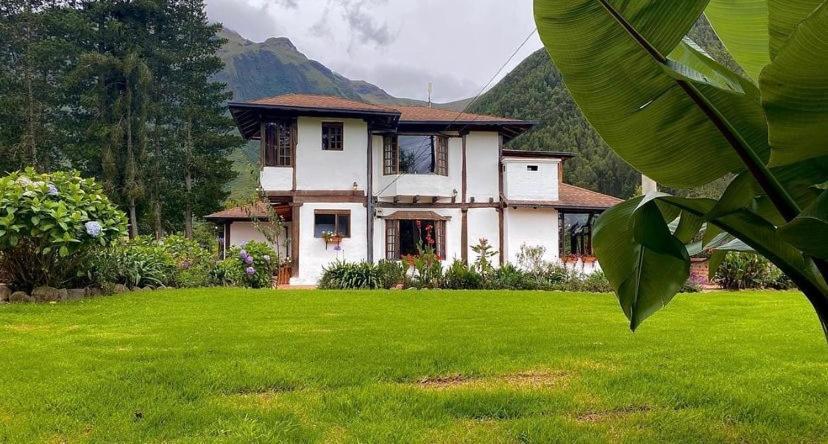오타발로 Hacienda San Juan De La Vega B&B 외부 사진
