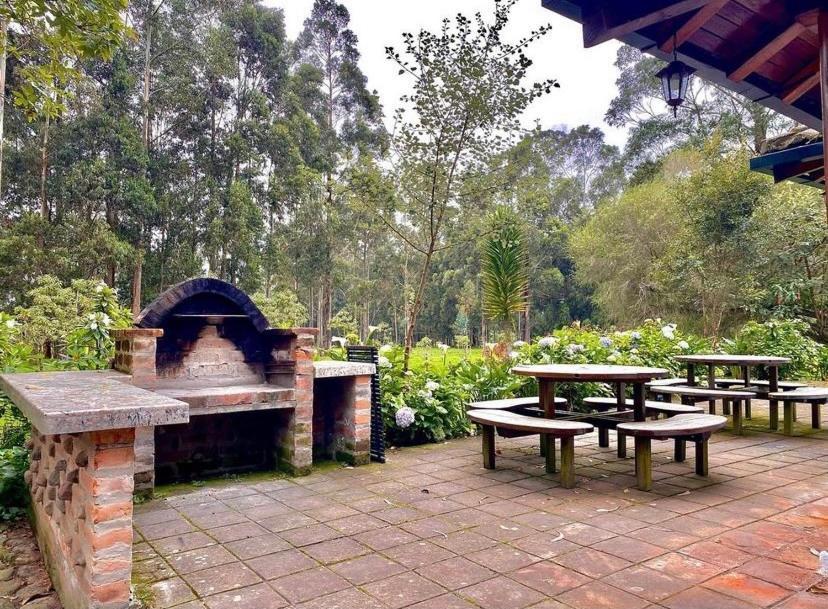 오타발로 Hacienda San Juan De La Vega B&B 외부 사진